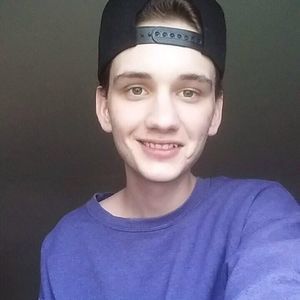 Meet your Posher, Maxwell